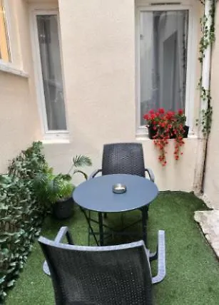 Au Calme Avec Cour Avec 1 Siege Massant! * Nancy