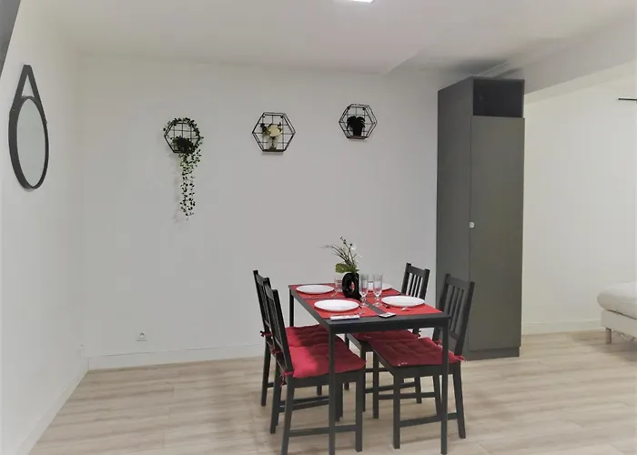 Apartment Au Calme Avec Cour Avec 1 Siege Massant! Nancy